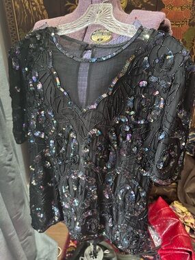 Stunning vintage iridescent Laurence Kazar Black Sequined Beaded Floral Top